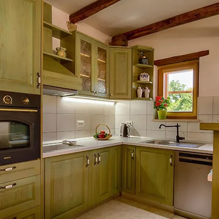 Holiday home In Mit Privatem Parkplatz By Interhome